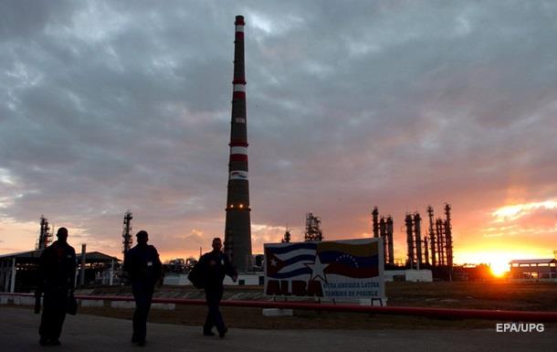 Куба будет платить России нефтью за миллиардный кредит