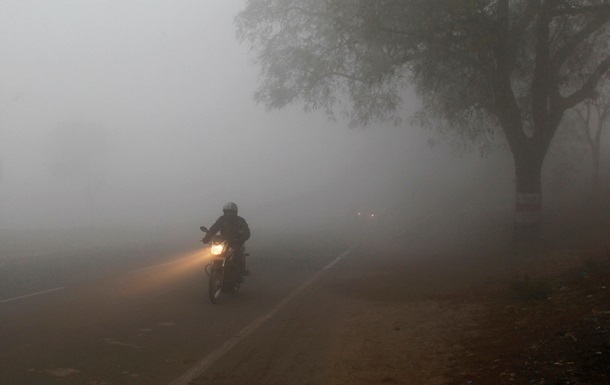 Киевскую область вновь накрыл туман