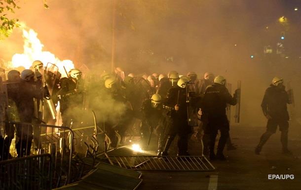 Кремль удивлен обвинениями в поддержке протестов в Черногории