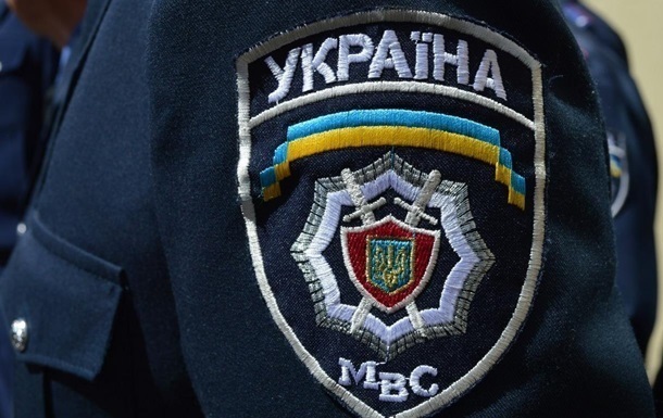У метро Києва затримали військового з вкраденим автоматом