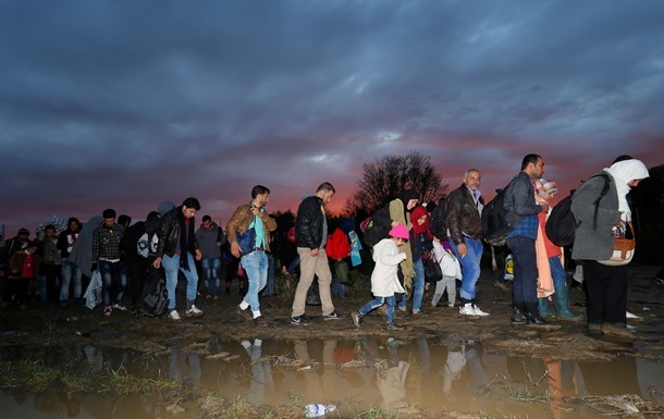 В Македонию за сутки прибыли шесть тысяч беженцев