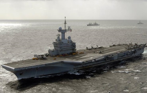 Франция направит авианосец для борьбы с ИГ