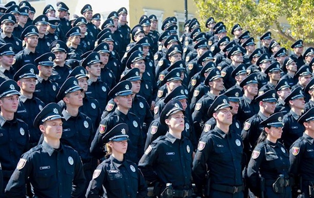 В Україні на зміну міліції прийшла поліція