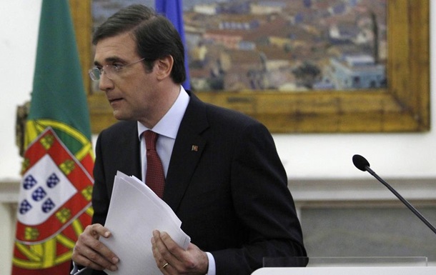 Премьеру Португалии выразили вотум недоверия 