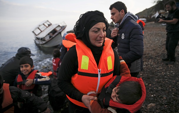 У побережья Турции затонула лодка с мигрантами: 14 погибших
