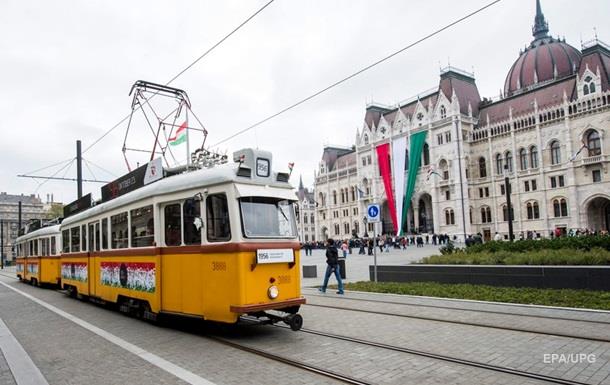 Угорщина схвалила менше половини заявок про притулок