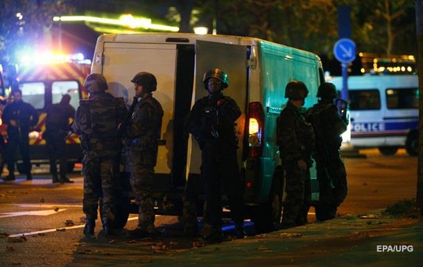 Официально: в Париже погибли 35 человек