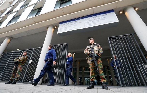 В Бельгии предъявили обвинения подозреваемому по делу о терактах в Париже 