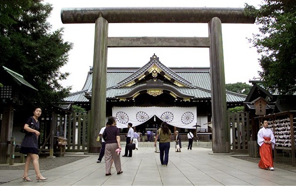 На території храму Ясукуні в Токіо стався вибух