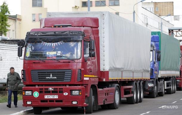 Російська митниця перестала пропускати вантажі з Туреччини