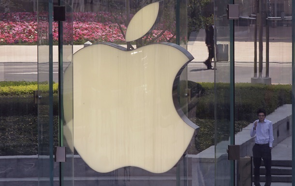 Пенсіонер з Британії відсудив у Apple дві тисячі фунтів за видалені дані