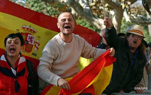 Независимость Каталонии: мнения разделились поровну