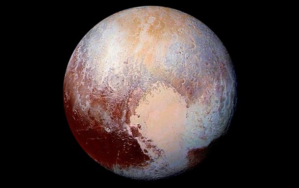 NASA показало нові детальні знімки Плутона