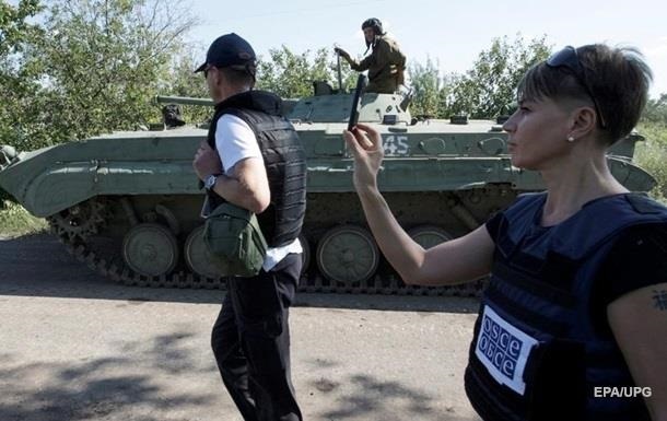 Вооруженные люди угрожали миссии ОБСЕ в Луганске