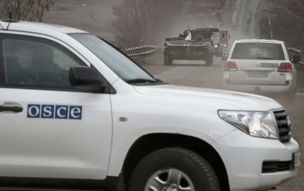 ОБСЄ побачила в Донбасі невідведені гаубиці