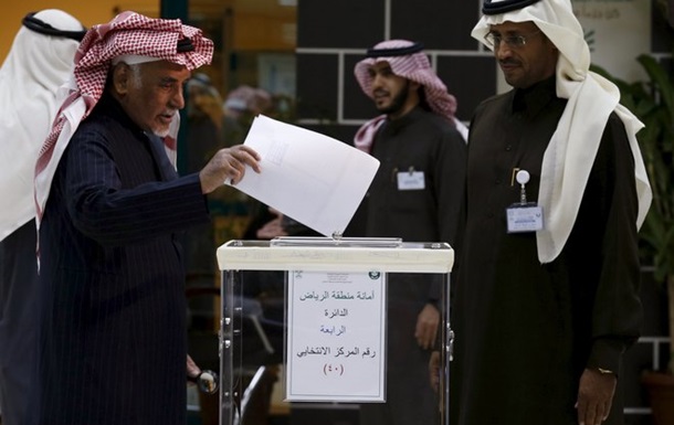 В Саудовской Аравии женщина впервые избрана депутатом