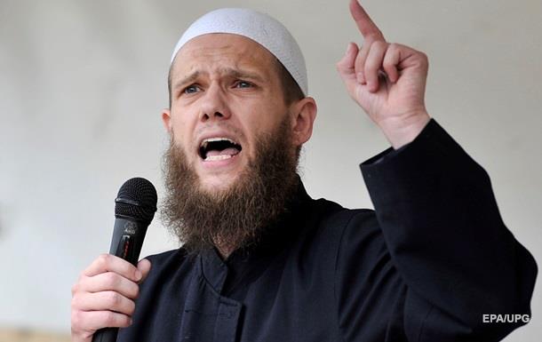 В Германии арестован проповедник-салафит, подозреваемый в связях с ИГ