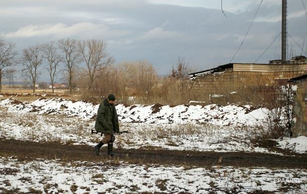 Сутки в АТО: у Донецка продолжают стрелять