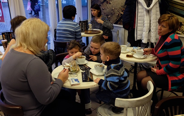 Еда от нервов. Украинские рестораны сумели приспособиться к кризису