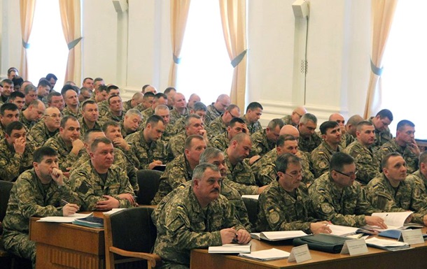 В Україні звільнили 120 військових комісарів