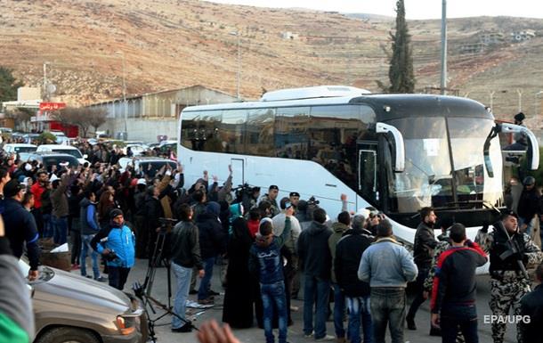Из Сирии эвакуировали 450 человек