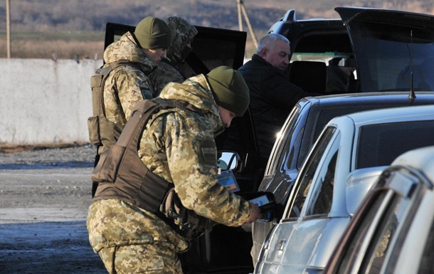 Держприкордонслужба посилила пункти пропуску на кордоні з Білоруссю