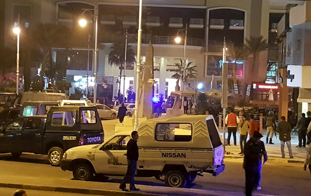 Напад на готель у Єгипті назвали спробою грабежу