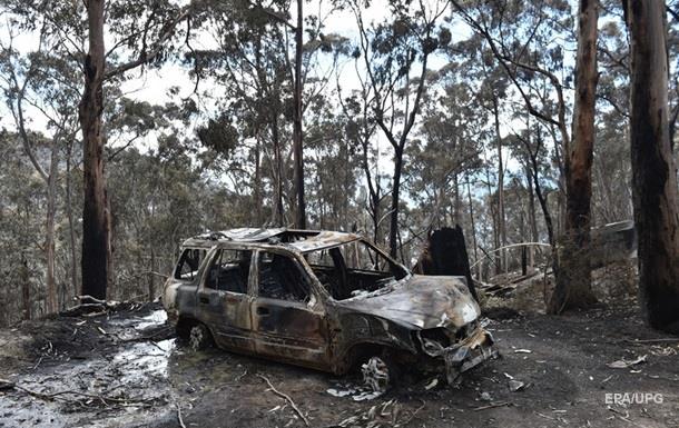 Жители Австралии покидают дома из-за лесных пожаров