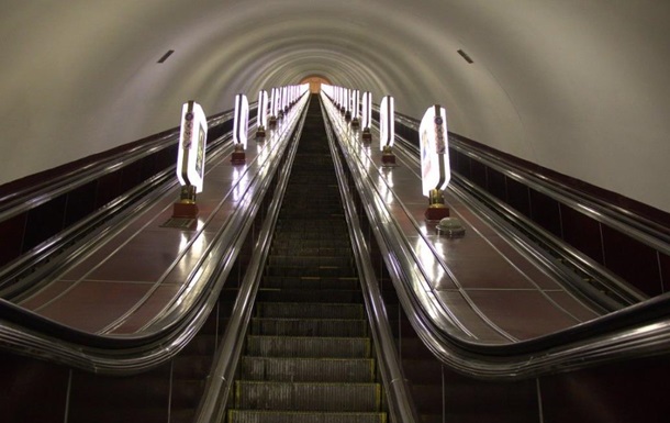 Эскалатор станции метро Университет закрывают на капремонт 