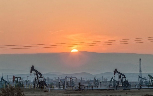 Всемирный банк понизил прогноз цены на нефть