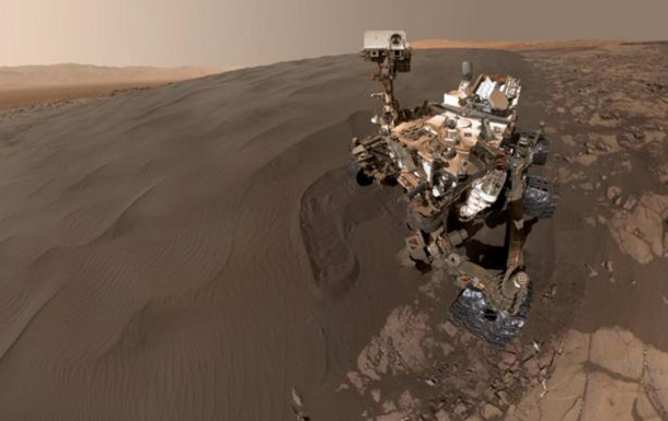 Марсоход Curiosity сделал новое селфи 