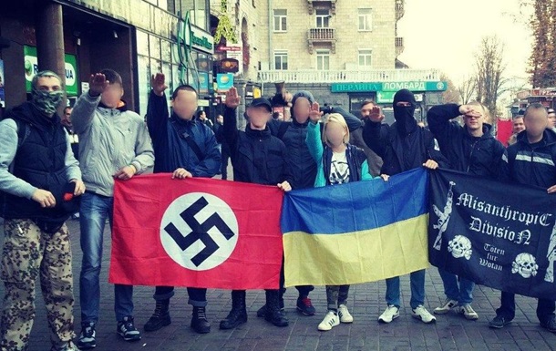  Активисты Гражданской блокады Крыма создают собственный карательный батальон. 