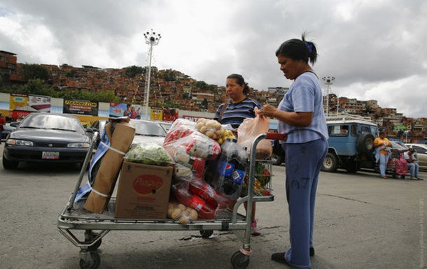 В Венесуэле магазины перешли на режим  короткого дня 