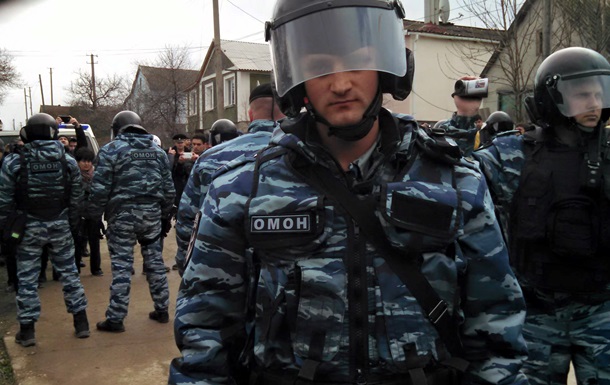 Татари - терористи? Нові обшуки й арешти в Криму