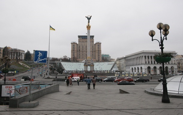 Экономика Украины упала на 10% за год
