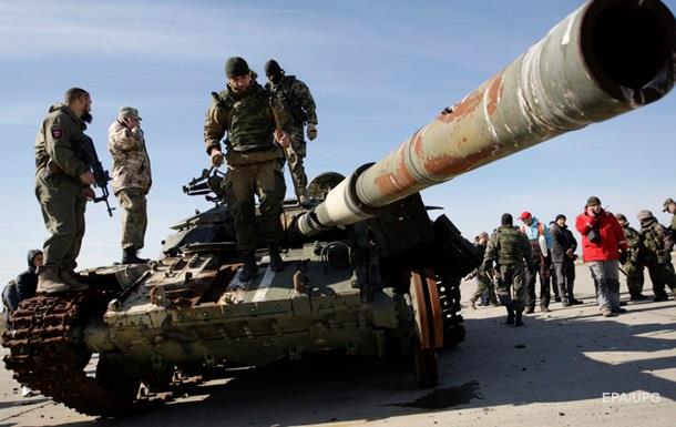 В Иловайск прибыли два эшелона военной техники – разведка 