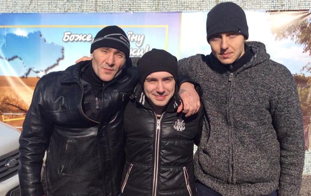 Освобожденные из плена военные прибыли в Киев