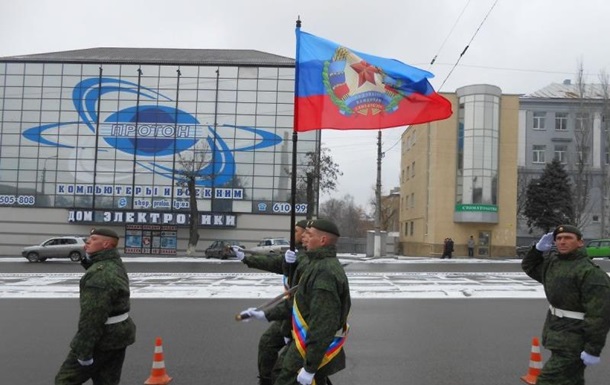 Как живет Луганск под властью ЛНР: фоторепортаж