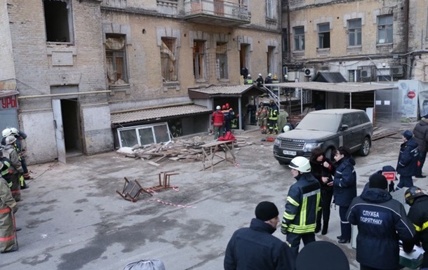 В Киеве проверят аварийные дома