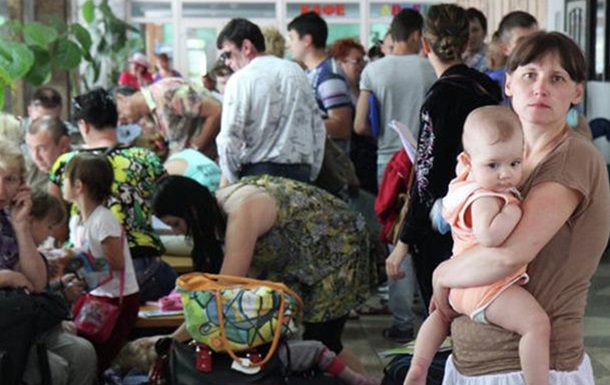 Донбасским переселенцам перекрыли воздух 