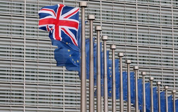 Главу Торговой палаты Великобритании отстранили за слова о ЕС