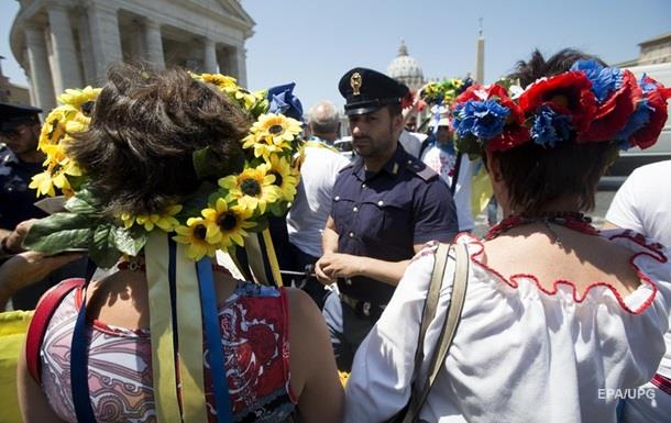 Украинцы стали лучше относиться к россиянам