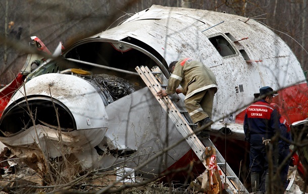РФ критикует заявления о теракте в самолете Качиньского