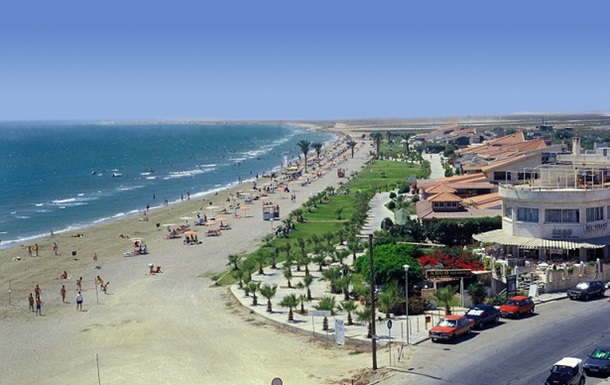 Украинцам предложили доступный отдых на Кипре