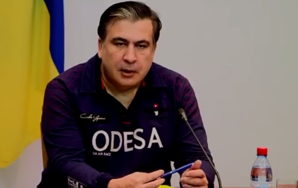 Саакашвили намерен встретиться с Порошенко из-за ситуации в облпрокуратуре