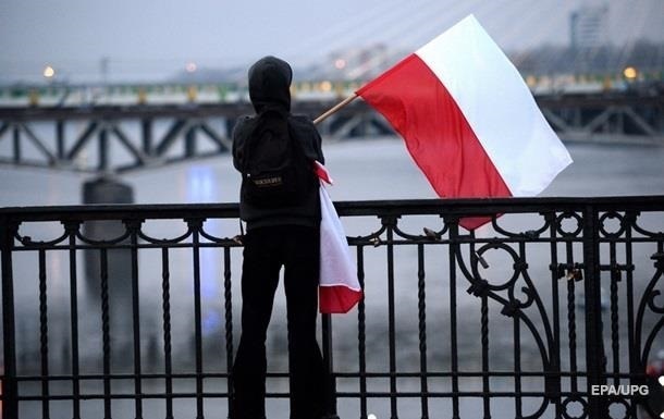 Поляки протестуют против ужесточения закона об абортах