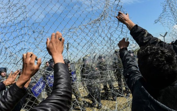Греция осудила действия Македонии при разгоне беженцев