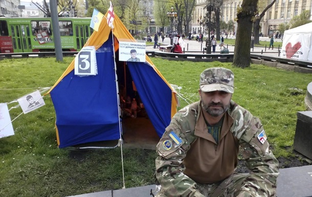Во Львове грузин объявил голодовку в поддержку Савченко
