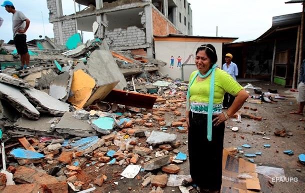 В Эквадоре объявлен восьмидневный траур в связи с землетрясением