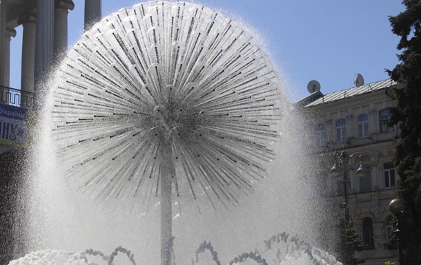В Киеве заработали 28 фонтанов